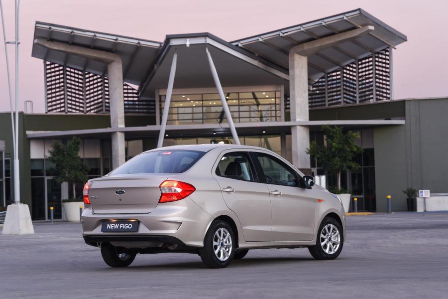  Ford Figo Sedan 2018 года  (фото 17 из 45)